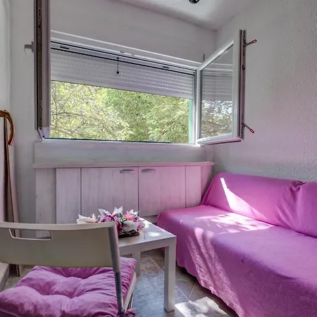 Lavender Appartement *
